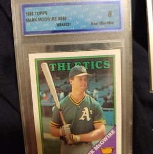 Mark McGwire rookie card